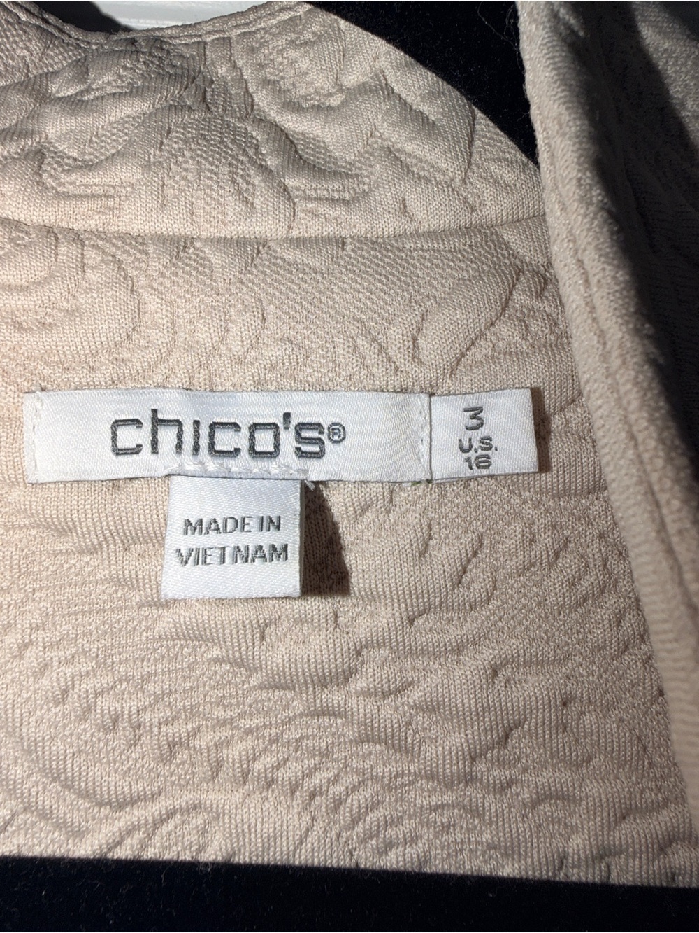 Chico’s Women’s Cream Textured Long Collarless Coat - Picture 8 of 8
